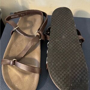 Gucci leather sandals